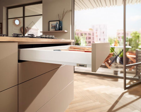 Blum MERIVOBOX N Height 68.5mm Drawer with BLUMOT