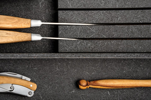 The Häfele FineLine OrganiQ knife block shown fitted in a drawer