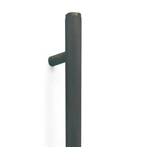 Momo Bellevue Knurled Door Pull Handle 600mm Bronze